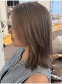 ミディアムボブ/ブリーチなしダブルカラー/ケアカラー/ベージュ