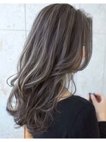 ハーツ(Heart's)&nbsp;ロング×アッシュハイライトカラー