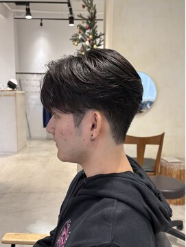ビューバイネオリーブ 用賀店(Beau'r by neolive) フェザーパーマ刈り上げセンターパート波巻きツイストスパイラル