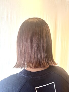 ココカラヘアー ニコ(cococara hair nico) 切りっぱなしボブ/髪質改善/顔まわりカット/バングカット