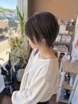 メグル(MEGURU,)&nbsp;グレージュ/ショートカット