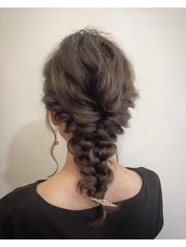 ハンズエミュ(hands emu) あみおろしヘア