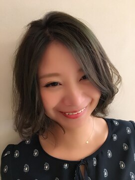 ロンド 銀座(Lond) 外ハネが可愛い ウェーブボブ 担当本田