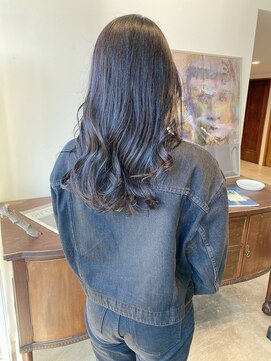 ヘアーアイストゥーレ(HAIR ICI TRE) ラベンダーブラック　担当　渡邉桜桃