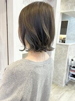 キャアリー(Caary)&nbsp;福山Caaryイルミナカラーダブルカラーインナーカラーくびれボブ