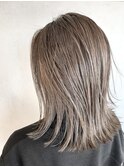プラチナベージュ