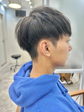 ロミーオム 本厚木(ROMMY. Homme) ツーブロック刈り上げナチュラルマッシュショートメンズヘア