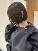 大人ボブ大人ショートボブ切りっぱなしボブ前髪あり前下がりボブ