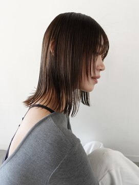 オルセン(OLSEN) ミディアム/ブラウンカラー/顔まわりカット/フェイスレイヤー