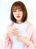 シースルーバングに内巻きボブの愛されヘア