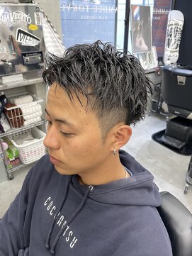 スタッグス バイ ダムディートーキョー 錦糸町(STUG'S By DAMDEE TOKYO) サーフカール/波巻きツイストスパイラル[錦糸町/理容室]