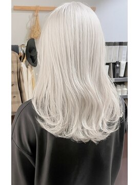 ヘアーアンドアトリエ マール(Hair&Atelier Marl) 【Marl】ホワイトベージュカラー
