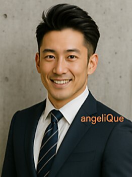 ビジネスシーンに影響する眉毛髭をトータルケア。ヘアだけでなく、眉毛・髭の身嗜みを整え好印象に。