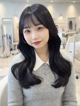 グレージュ/ブルーブラック/透明感カラー/レイヤーカット/前髪