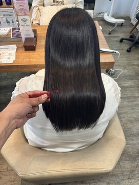 レフラム 獨協大学前店(le:fro:m) 髪質改善ストレート/縮毛矯正/30代40代50代/艶髪/獨協大学前