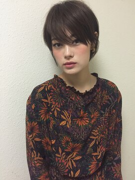 マグノリア(MAGNOLIA) グレージュショート