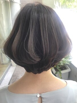 フレア 心 武庫之荘(flare) オリーブカラー*大人ボブ