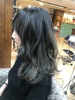 ヘアー デザイナーズ クルー ドルフィン(HAIR DESIGNERS CREW dolphin) NY　フェザーマッシュレイヤー