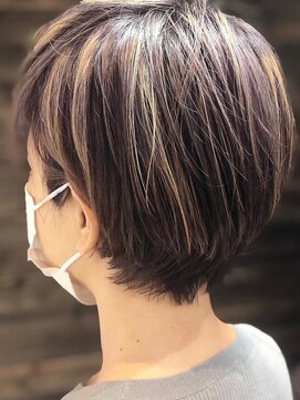 ヴィム ヘアー 宜野湾店(VIM hair) お洒落なグレーヘアー