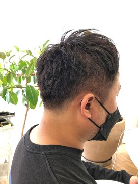 ヘッズ 本八幡店(HEADS) MEN'S HAIR センターパート ツイストスパイラル 韓国マッシュ