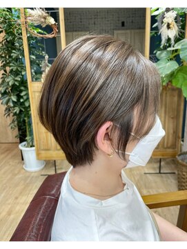 シアン(CYAN) ショート×メテオカラー