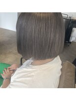 キッカ(kicca) 【kicca】ぷつっとボブ×オリーブグレージュ