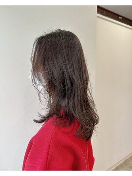 インビテーション 名古屋(invitation) アッシュブラウン×レイヤースタイル
