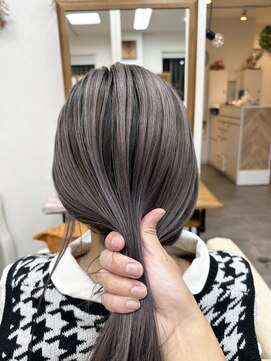 ロム(Rom.) シャドウルーツ