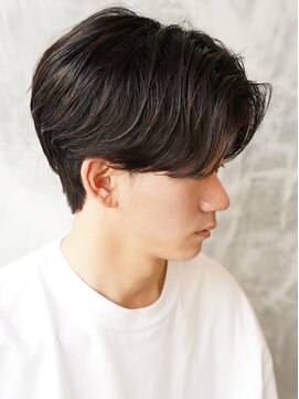 アルファ 新宿(alpha) フェザーパーマ/刈り上げセンターパート/サーフカール[新宿]