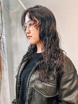 ヴヴ(Bub)&nbsp;wave perm/ウェーブパーマ　センターパート　ロング