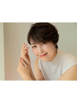 あなたに合う大人かわいいスタイルをご提供します！こだわりのTrで自慢の艶髪に♪【自由が丘駅徒歩1分】