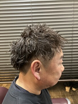 ガイズ ヘアー イサミ(GUY'S HAIR 133) ニュアンスパーマ/スペインカール/スパイキーショート/戸塚安行