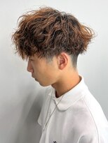 セプト 博多(SEPT.)&nbsp;ツイストスパイラルパーマ フェードカット メンズショート