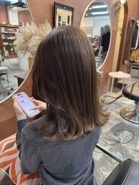 チャプター 問屋町(chapter) ブリーチなしケアカラーミルクティーブラウンレイヤーカット韓国