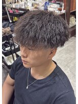 ハイパー(HYPER)&nbsp;テーパーフェードツイスパ【メンズ/パーマ】