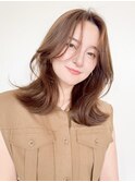 ミディアム韓国風レイヤーカットヨシンモリミルクティーブロンド