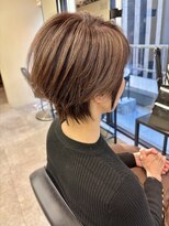 バッカ(BACCA) ハイライトのくびれショート