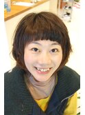 あいまいテイストのまわりとパッツリ前髪。DCのミックスパーマ