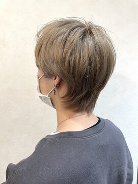 シータ 坂戸北口店(THETA) 透明感ハイトーンベージュ/ファイバープレックス/ケアブリーチ