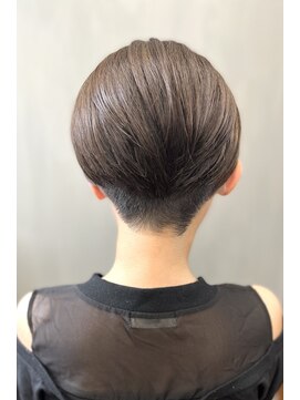 トップヘアー 中庄店(TOP HAIR fuapua) 刈り上げショート【りり】
