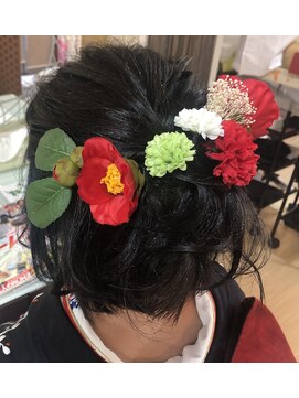 ヘアースタジオ ミウ(MiU) ハーフアップ