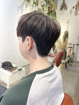 コンビネーション(combination) ダウンパーマ 韓国マッシュ 眉毛カット 毛流れパーマ モテ髪