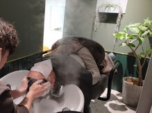 ソイロ(Soilo)の雰囲気（半個室のシャンプーブースで、心地よいひとときを。）