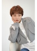ニュアンスパーマショートボブツヤ髪スタイル