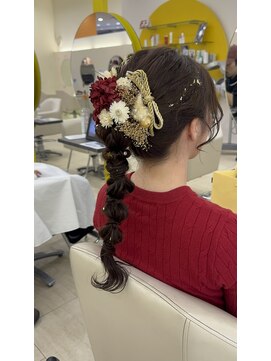 アッシュ 名駅(ASCH) 編み下ろしポニー