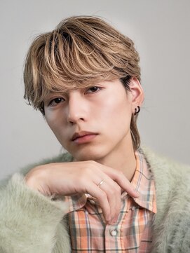 オーシャントーキョーオーバー 渋谷(OCEAN TOKYO OVER) 韓国ヘアニュアンスコンマバングセンターパートフェザーパーマ