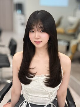 アマトウキョウスマートサロン(AMA TOKYO×Smart Salon) 【SAYAKAスタイル】顔まわり/レイヤーカット/韓国ヘア/小顔