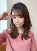 【30代流し前髪×くびれレイヤー】で大人可愛い抜け感ヘア◎