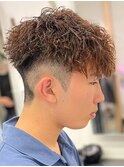 スペインカール/スパイラルパーマ/波巻きパーマ/フェード/メンズ