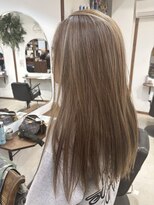 ルイ(ROUIS produced by LUCK 津田沼)&nbsp;大人ベージュ/ヘーゼルベージュ/似合わせカット/ブリーチ